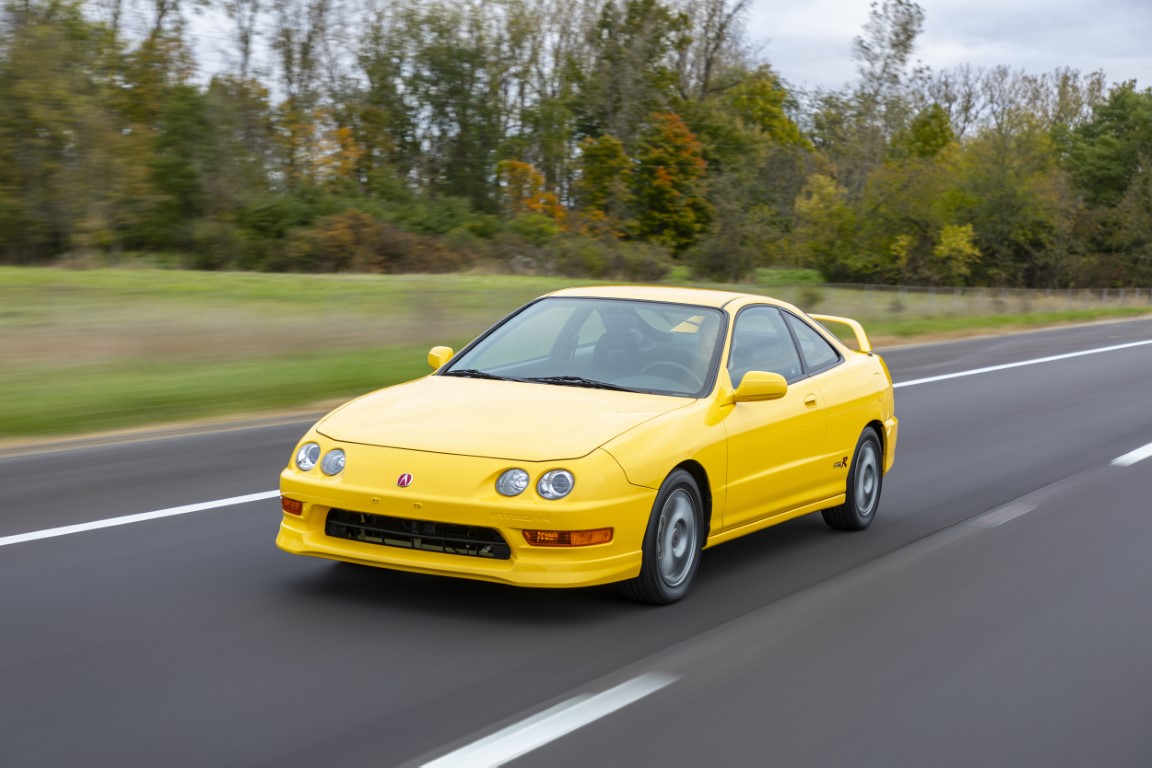 Acura Integra 3-door Type-R (Manual)